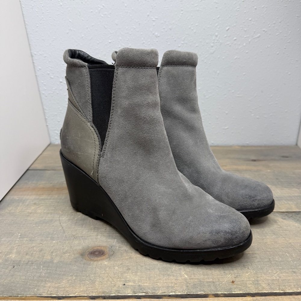 SOREL WOMEN'S AFTER HOURS CHELSEA SUEDE LEATHER ANKLE BOOTIE  QUARRY NL2566